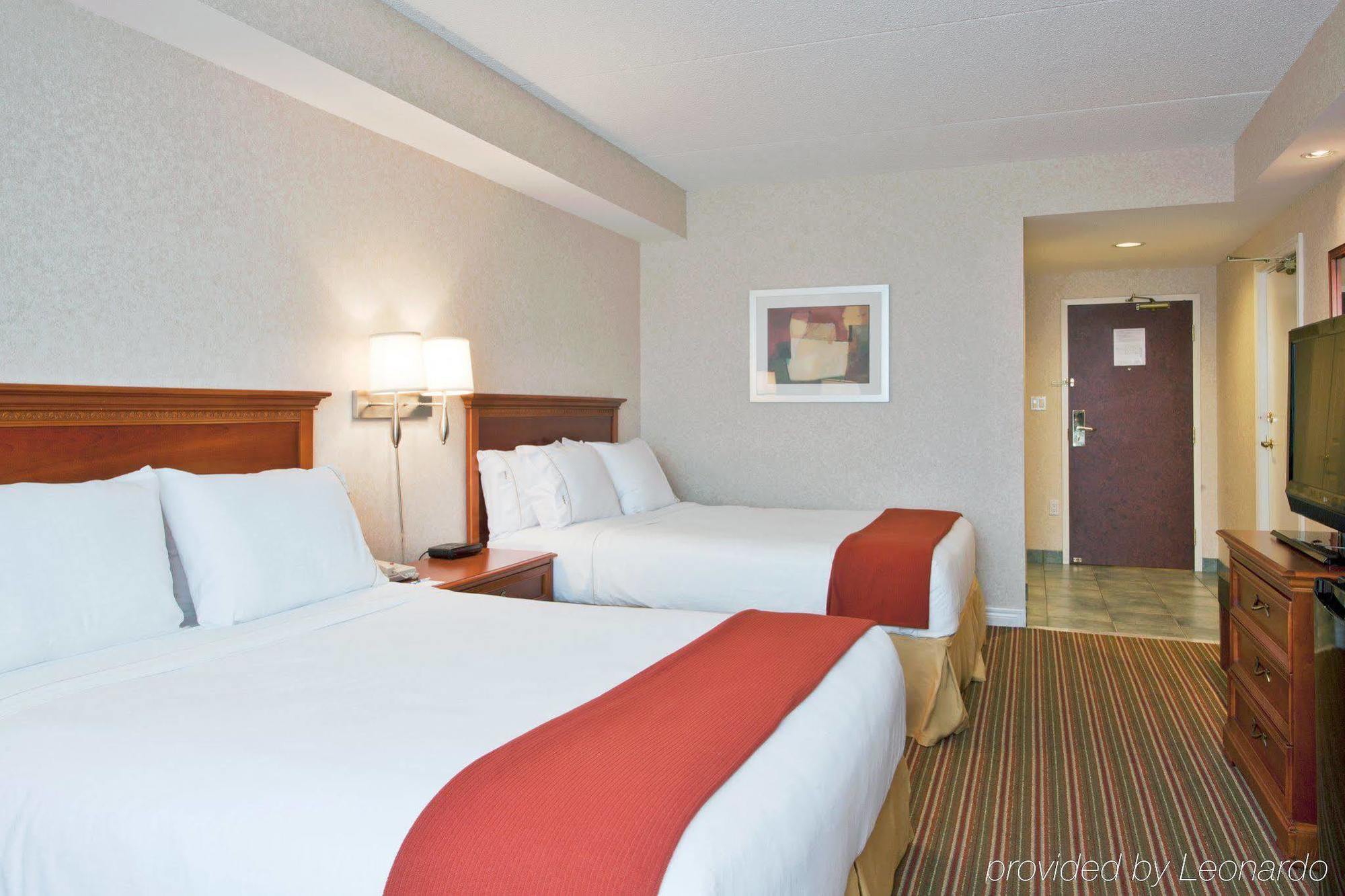 Holiday Inn Express Whitby Oshawa By Ihg Cameră foto